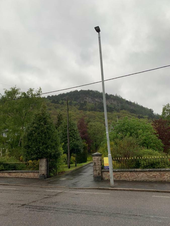 The Auld Kirk Panzió Ballater Kültér fotó